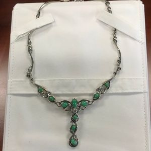 Carolyn Pollack GreenChrysoprase Sterling Necklace